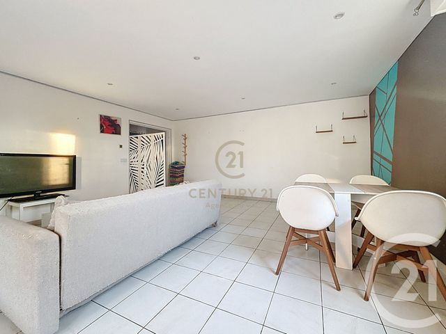 Appartement F3 &agrave; vendre - 3 pi&egrave;ces - 69,09 m2 - Champs Sur Marne - 77 - ILE-DE-FRANCE