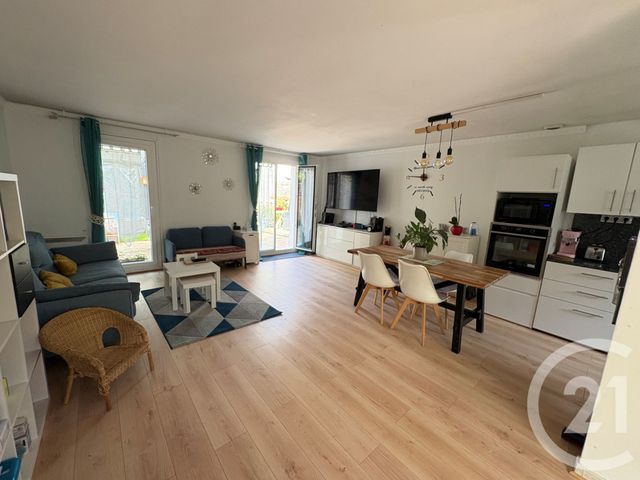 Maison &agrave; vendre - 5 pi&egrave;ces - 92 m2 - Emerainville - 77 - ILE-DE-FRANCE