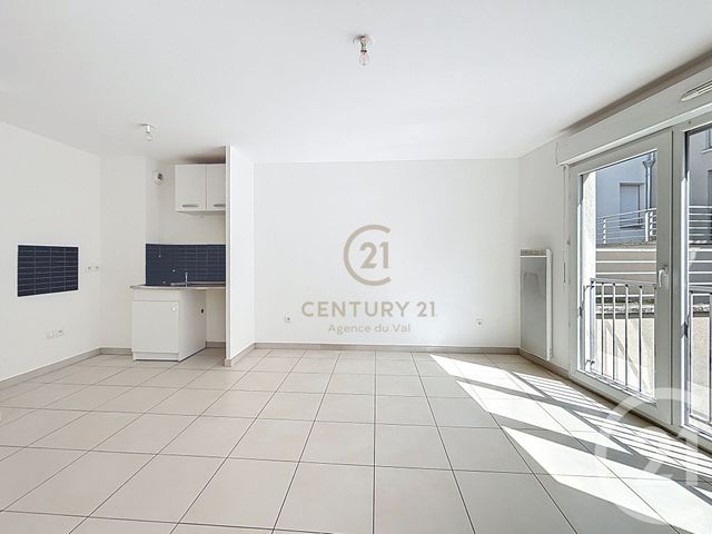 Appartement F2 à louer - 2 pièces - 44,10 m2 - Champs Sur Marne - 77 - ILE-DE-FRANCE
