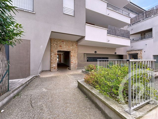 Appartement F2 à louer - 2 pièces - 44,10 m2 - Champs Sur Marne - 77 - ILE-DE-FRANCE