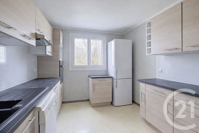 Appartement F3 &agrave; vendre - 3 pi&egrave;ces - 72,71 m2 - Emerainville - 77 - ILE-DE-FRANCE
