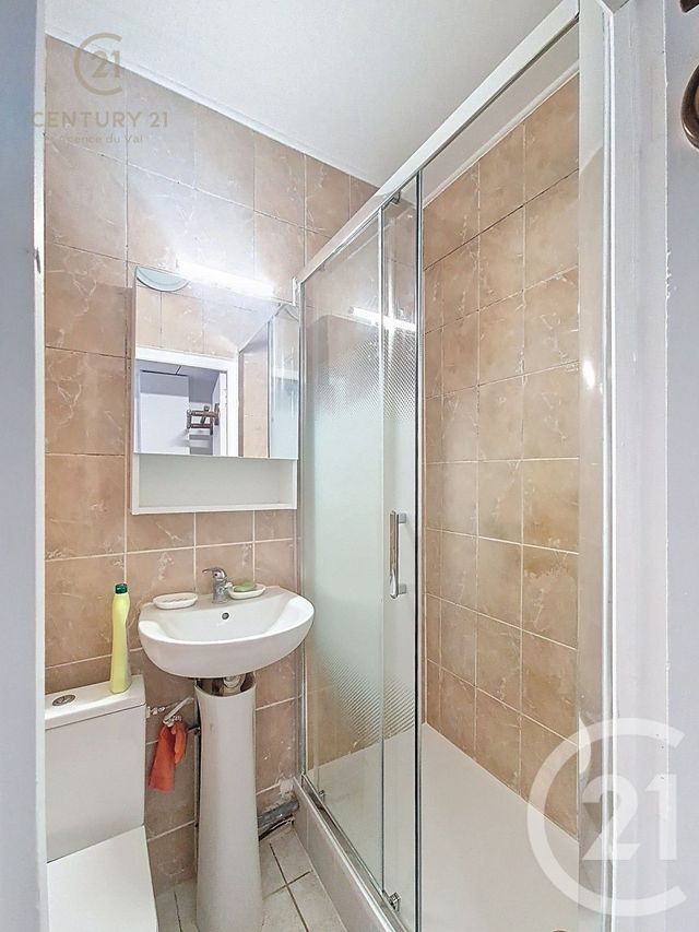 Appartement F3 &agrave; louer - 3 pi&egrave;ces - 42,68 m2 - Le Perreux Sur Marne - 94 - ILE-DE-FRANCE