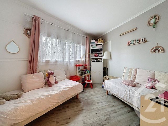 Appartement F4 &agrave; vendre - 4 pi&egrave;ces - 79,38 m2 - Champs Sur Marne - 77 - ILE-DE-FRANCE