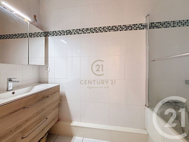 Appartement F4 &agrave; vendre - 4 pi&egrave;ces - 79,38 m2 - Champs Sur Marne - 77 - ILE-DE-FRANCE