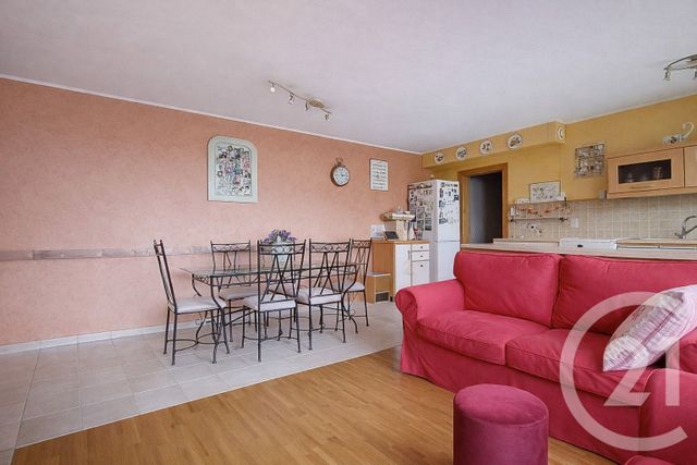 Appartement F4 &agrave; vendre - 4 pi&egrave;ces - 88,83 m2 - Champs Sur Marne - 77 - ILE-DE-FRANCE