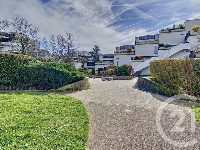 Appartement F4 &agrave; louer - 4 pi&egrave;ces - 84,14 m2 - Champs Sur Marne - 77 - ILE-DE-FRANCE