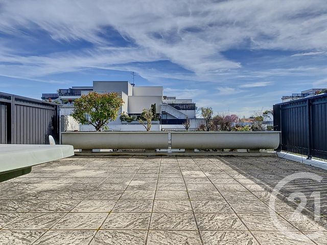 Appartement F4 &agrave; louer - 4 pi&egrave;ces - 84,14 m2 - Champs Sur Marne - 77 - ILE-DE-FRANCE