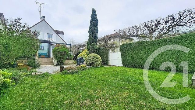 Maison &agrave; vendre - 6 pi&egrave;ces - 116,23 m2 - Champs Sur Marne - 77 - ILE-DE-FRANCE
