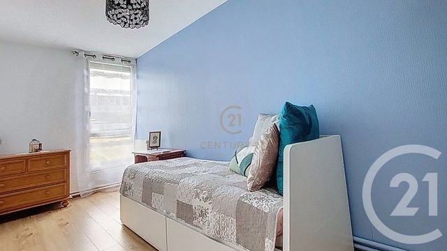 Appartement F5 à vendre - 5 pièces - 104,16 m2 - Champs Sur Marne - 77 - ILE-DE-FRANCE