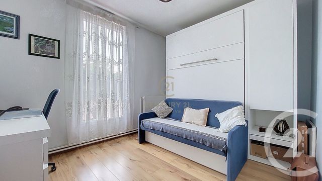 Appartement F5 à vendre - 5 pièces - 104,16 m2 - Champs Sur Marne - 77 - ILE-DE-FRANCE