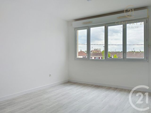 Appartement F1 à louer - 1 pièce - 27,39 m2 - Pontault Combault - 77 - ILE-DE-FRANCE