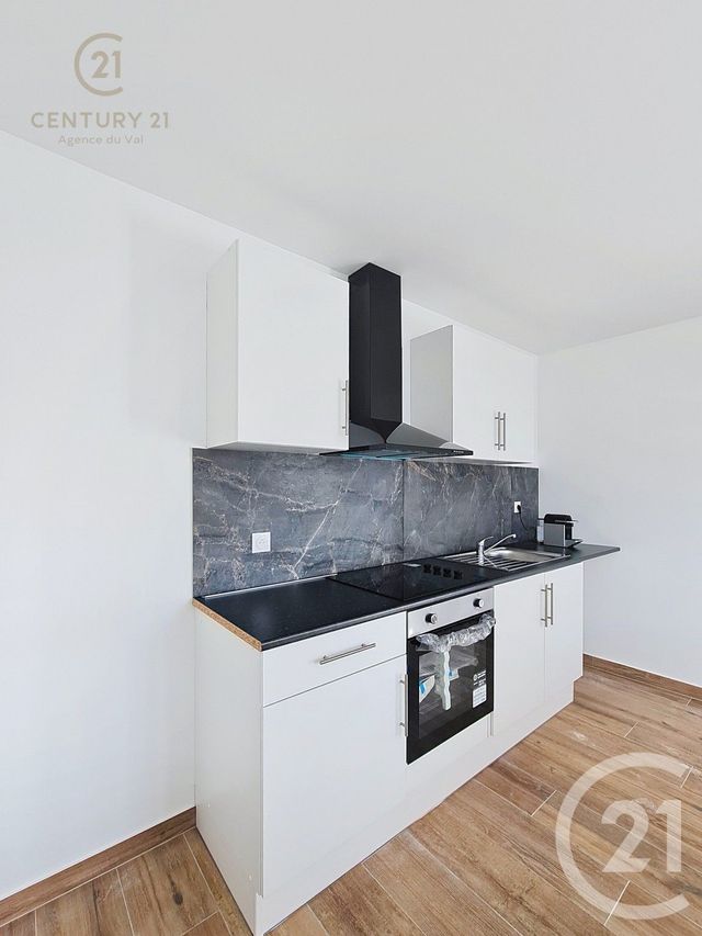 Appartement F2 &agrave; louer - 2 pi&egrave;ces - 30,01 m2 - Champs Sur Marne - 77 - ILE-DE-FRANCE
