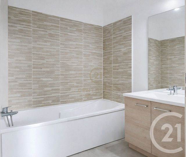 Appartement F4 &agrave; vendre - 4 pi&egrave;ces - 80,86 m2 - Neuilly Sur Marne - 93 - ILE-DE-FRANCE