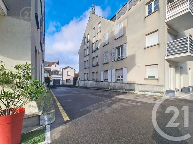 Parking &agrave; louer - 5,44 m2 - Champs Sur Marne - 77 - ILE-DE-FRANCE