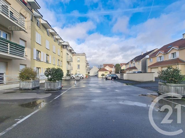 Parking &agrave; louer - 5,44 m2 - Champs Sur Marne - 77 - ILE-DE-FRANCE