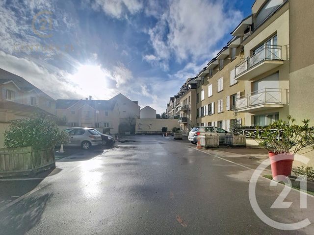 Parking &agrave; louer - 5,44 m2 - Champs Sur Marne - 77 - ILE-DE-FRANCE