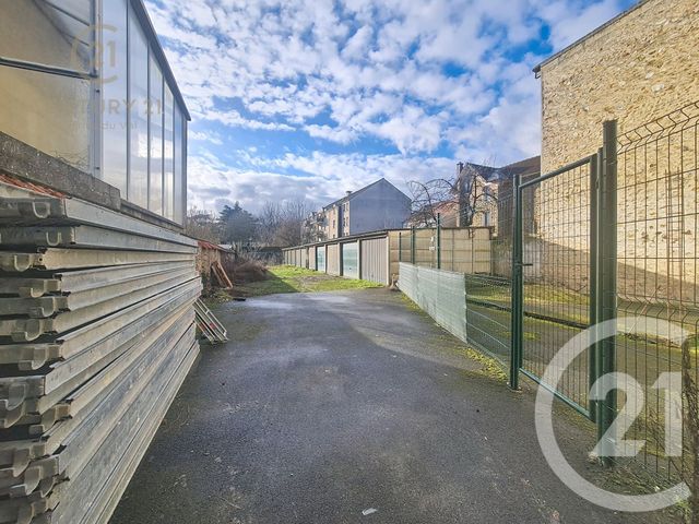 Parking &agrave; louer - 15,90 m2 - Torcy - 77 - ILE-DE-FRANCE