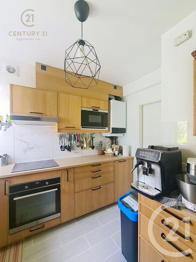Appartement F3 &agrave; louer - 3 pi&egrave;ces - 56,79 m2 - Chelles - 77 - ILE-DE-FRANCE