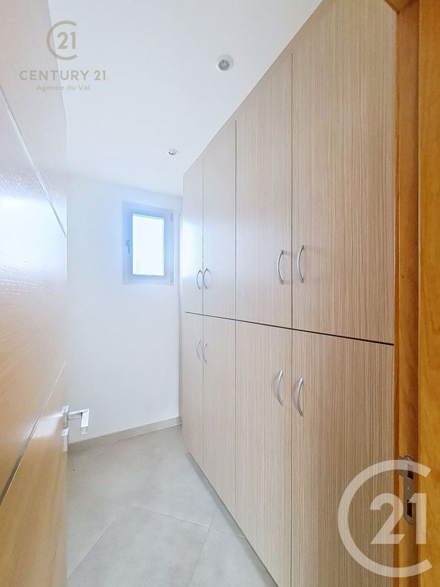 Maison &agrave; louer - 5 pi&egrave;ces - 80,95 m2 - Champs Sur Marne - 77 - ILE-DE-FRANCE