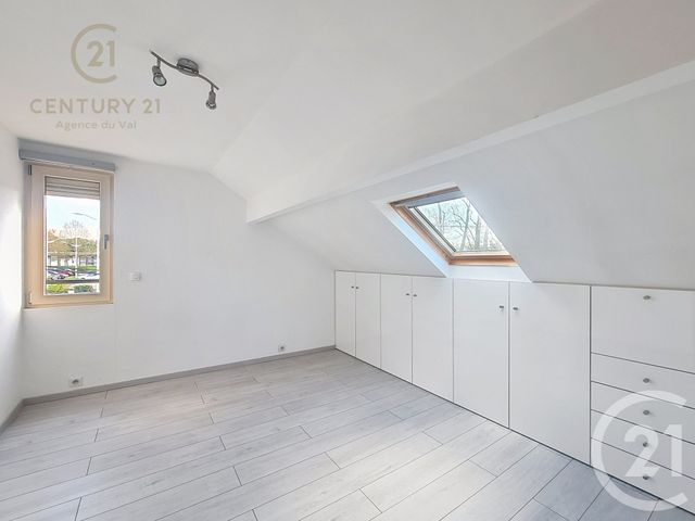 Maison &agrave; louer - 5 pi&egrave;ces - 80,95 m2 - Champs Sur Marne - 77 - ILE-DE-FRANCE