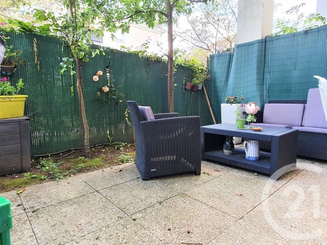 Appartement Duplex &agrave; louer - 2 pi&egrave;ces - 44,97 m2 - Emerainville - 77 - ILE-DE-FRANCE