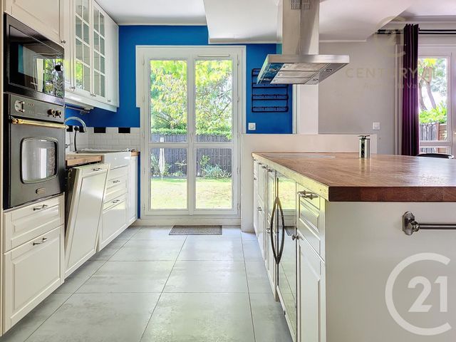 Maison &agrave; louer - 5 pi&egrave;ces - 90,84 m2 - Champs Sur Marne - 77 - ILE-DE-FRANCE