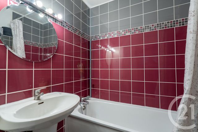 Appartement F3 &agrave; vendre - 3 pi&egrave;ces - 67,21 m2 - Champs Sur Marne - 77 - ILE-DE-FRANCE