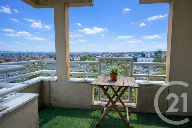 Appartement F3 &agrave; vendre - 3 pi&egrave;ces - 67,21 m2 - Champs Sur Marne - 77 - ILE-DE-FRANCE