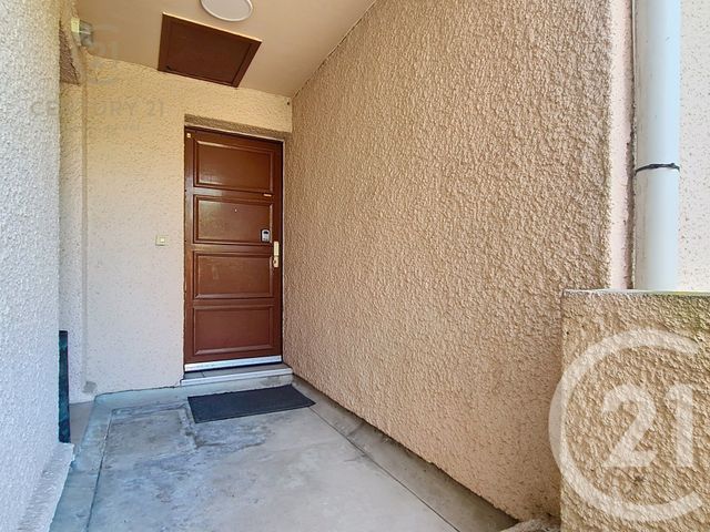 Appartement F2 &agrave; louer - 2 pi&egrave;ces - 42,19 m2 - Champs Sur Marne - 77 - ILE-DE-FRANCE