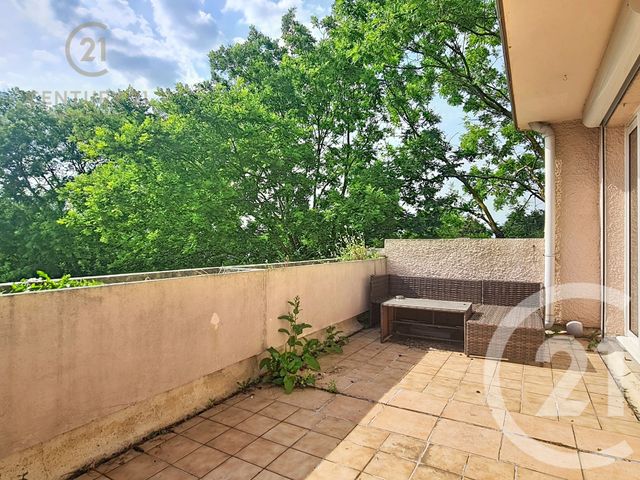 Appartement F2 &agrave; louer - 2 pi&egrave;ces - 42,19 m2 - Champs Sur Marne - 77 - ILE-DE-FRANCE