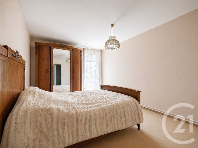 Appartement F5 &agrave; vendre - 5 pi&egrave;ces - 118,15 m2 - Champs Sur Marne - 77 - ILE-DE-FRANCE