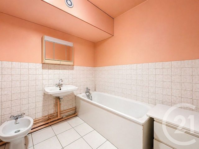 Appartement F5 &agrave; vendre - 5 pi&egrave;ces - 118,15 m2 - Champs Sur Marne - 77 - ILE-DE-FRANCE