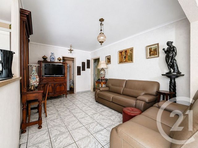 Appartement F5 &agrave; vendre - 5 pi&egrave;ces - 105,62 m2 - Champs Sur Marne - 77 - ILE-DE-FRANCE