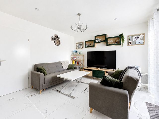 Maison &agrave; vendre - 4 pi&egrave;ces - 79,01 m2 - Champs Sur Marne - 77 - ILE-DE-FRANCE