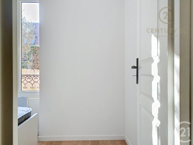 Appartement F1 bis &agrave; louer - 2 pi&egrave;ces - 21,32 m2 - Champs Sur Marne - 77 - ILE-DE-FRANCE