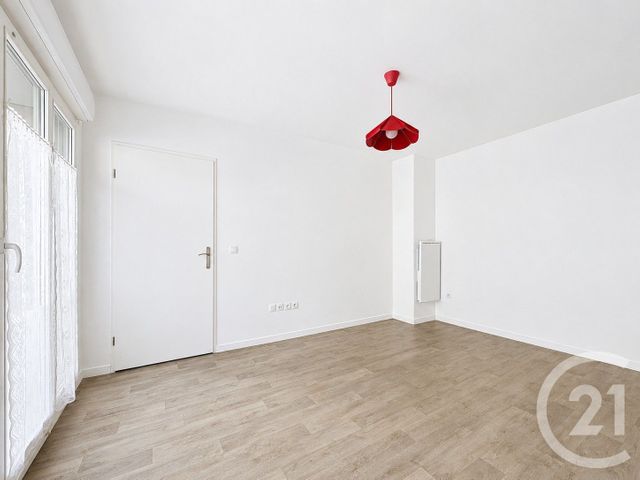Appartement F2 &agrave; vendre - 2 pi&egrave;ces - 37,73 m2 - Champs Sur Marne - 77 - ILE-DE-FRANCE