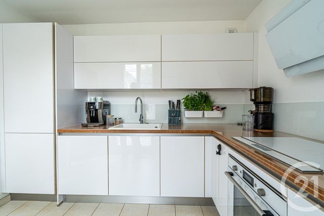 Maison &agrave; vendre - 5 pi&egrave;ces - 112,95 m2 - Magny Le Hongre - 77 - ILE-DE-FRANCE