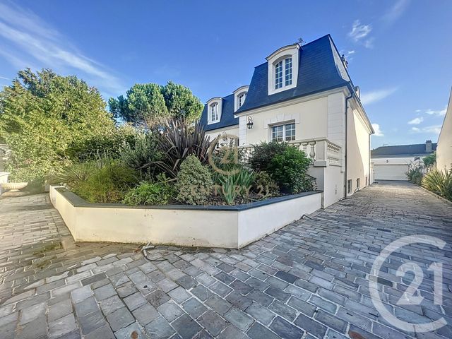 Maison &agrave; vendre - 7 pi&egrave;ces - 164,47 m2 - Champs Sur Marne - 77 - ILE-DE-FRANCE