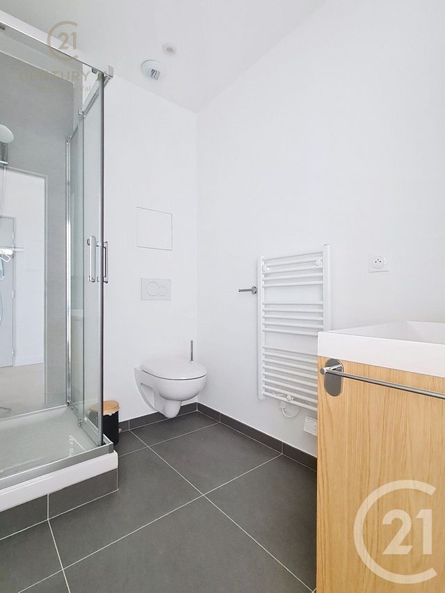 Appartement Studio &agrave; louer - 1 pi&egrave;ce - 23,53 m2 - Champs Sur Marne - 77 - ILE-DE-FRANCE