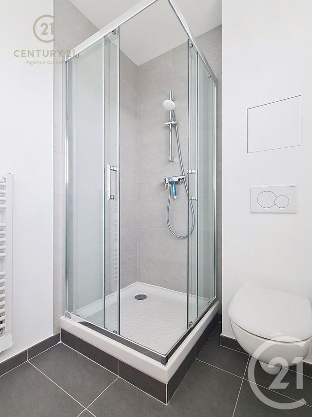 Appartement Studio &agrave; louer - 1 pi&egrave;ce - 27,36 m2 - Champs Sur Marne - 77 - ILE-DE-FRANCE