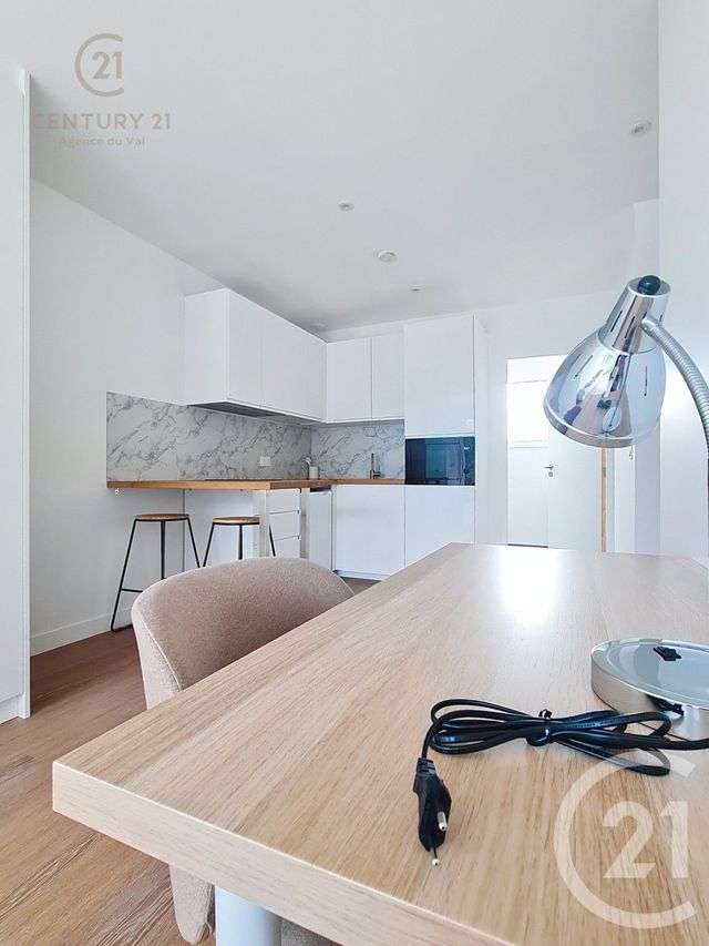 Appartement Studio &agrave; louer - 1 pi&egrave;ce - 27,36 m2 - Champs Sur Marne - 77 - ILE-DE-FRANCE