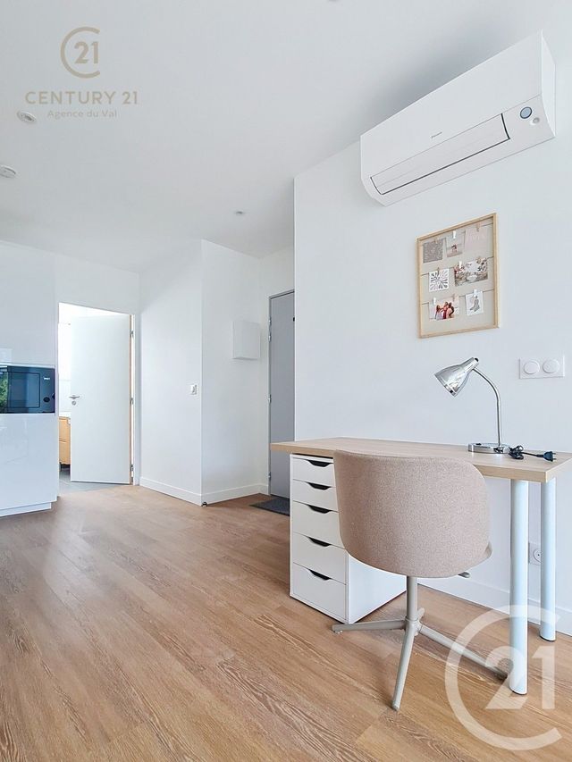 Appartement Studio &agrave; louer - 1 pi&egrave;ce - 27,36 m2 - Champs Sur Marne - 77 - ILE-DE-FRANCE