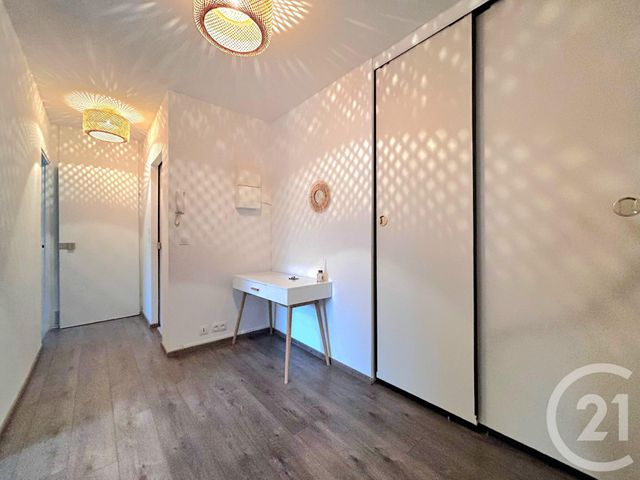 Appartement F2 &agrave; louer - 2 pi&egrave;ces - 47,25 m2 - Vaires Sur Marne - 77 - ILE-DE-FRANCE