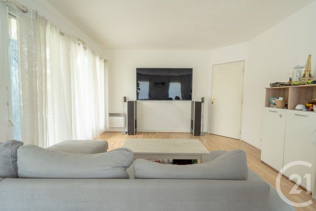 Appartement F3 &agrave; vendre - 3 pi&egrave;ces - 59,04 m2 - Champs Sur Marne - 77 - ILE-DE-FRANCE