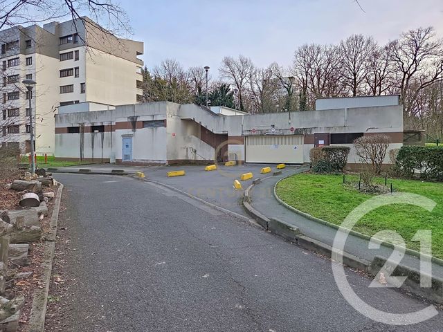 Parking &agrave; vendre - 12,50 m2 - Champs Sur Marne - 77 - ILE-DE-FRANCE