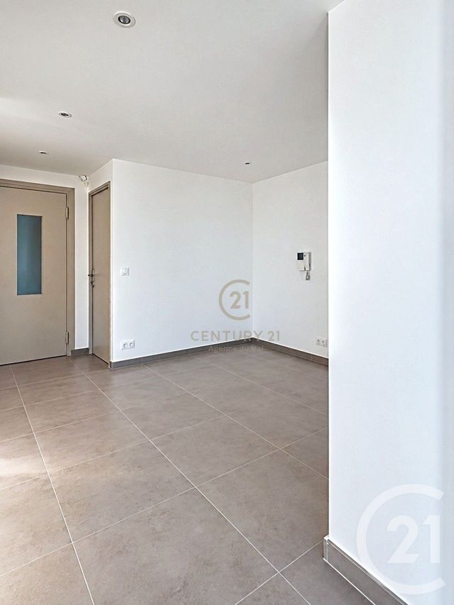 Appartement F4 &agrave; vendre - 4 pi&egrave;ces - 90,20 m2 - Champs Sur Marne - 77 - ILE-DE-FRANCE