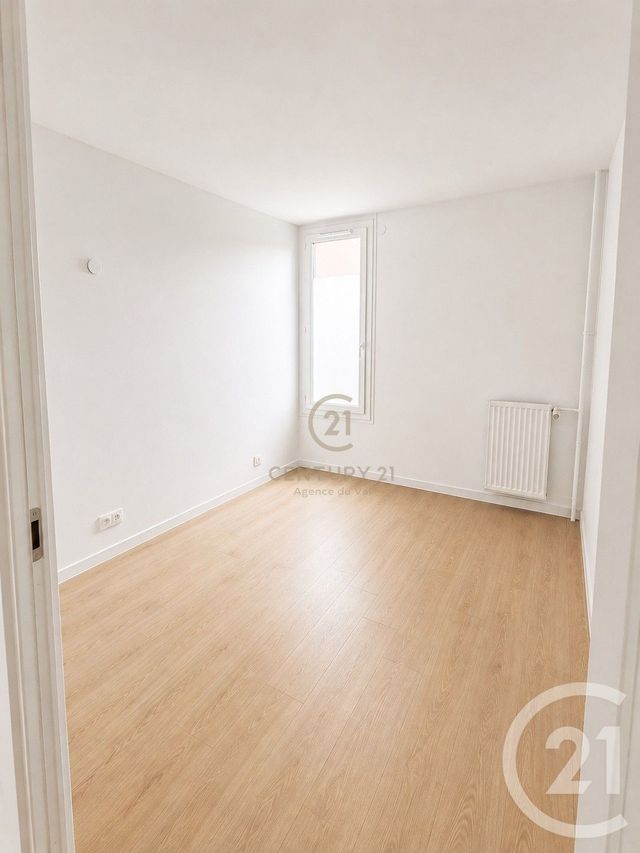 Appartement F4 &agrave; vendre - 4 pi&egrave;ces - 90,20 m2 - Champs Sur Marne - 77 - ILE-DE-FRANCE