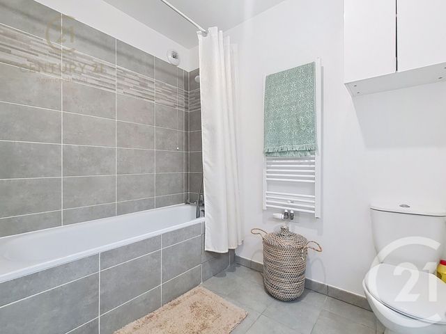 Appartement F3 &agrave; louer - 3 pi&egrave;ces - 61,78 m2 - Torcy - 77 - ILE-DE-FRANCE