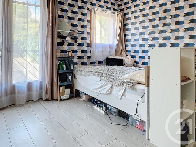 Appartement Studio &agrave; louer - 1 pi&egrave;ce - 30,28 m2 - Dampmart - 77 - ILE-DE-FRANCE