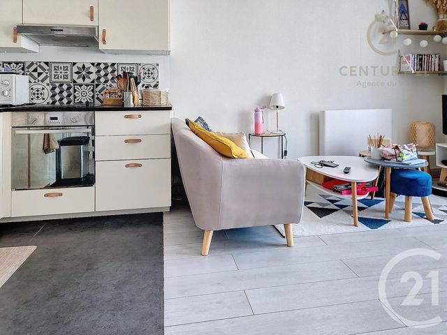 Appartement Studio &agrave; louer - 1 pi&egrave;ce - 30,28 m2 - Dampmart - 77 - ILE-DE-FRANCE